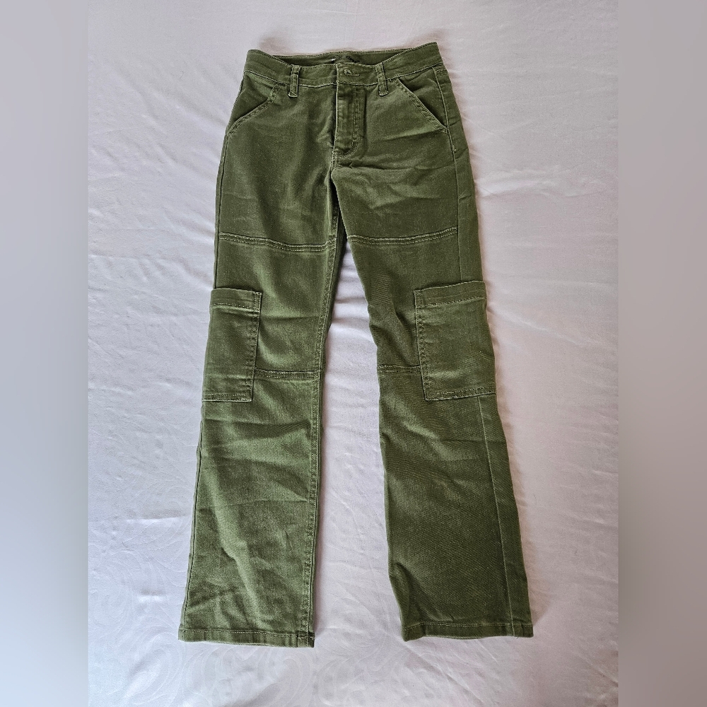 Art Class green cargo pants